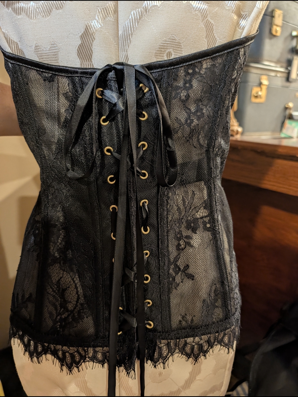 Adore Me Black Lace Corset Bustier - Picture 5 of 9